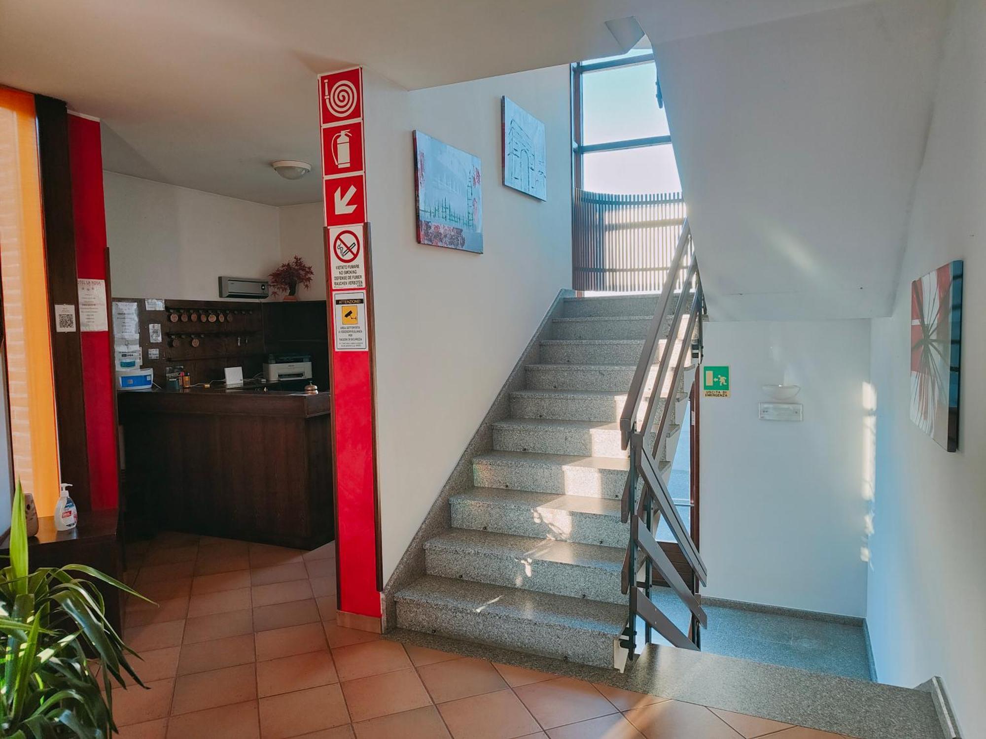 Hotel La Rosa Tolmezzo Ngoại thất bức ảnh